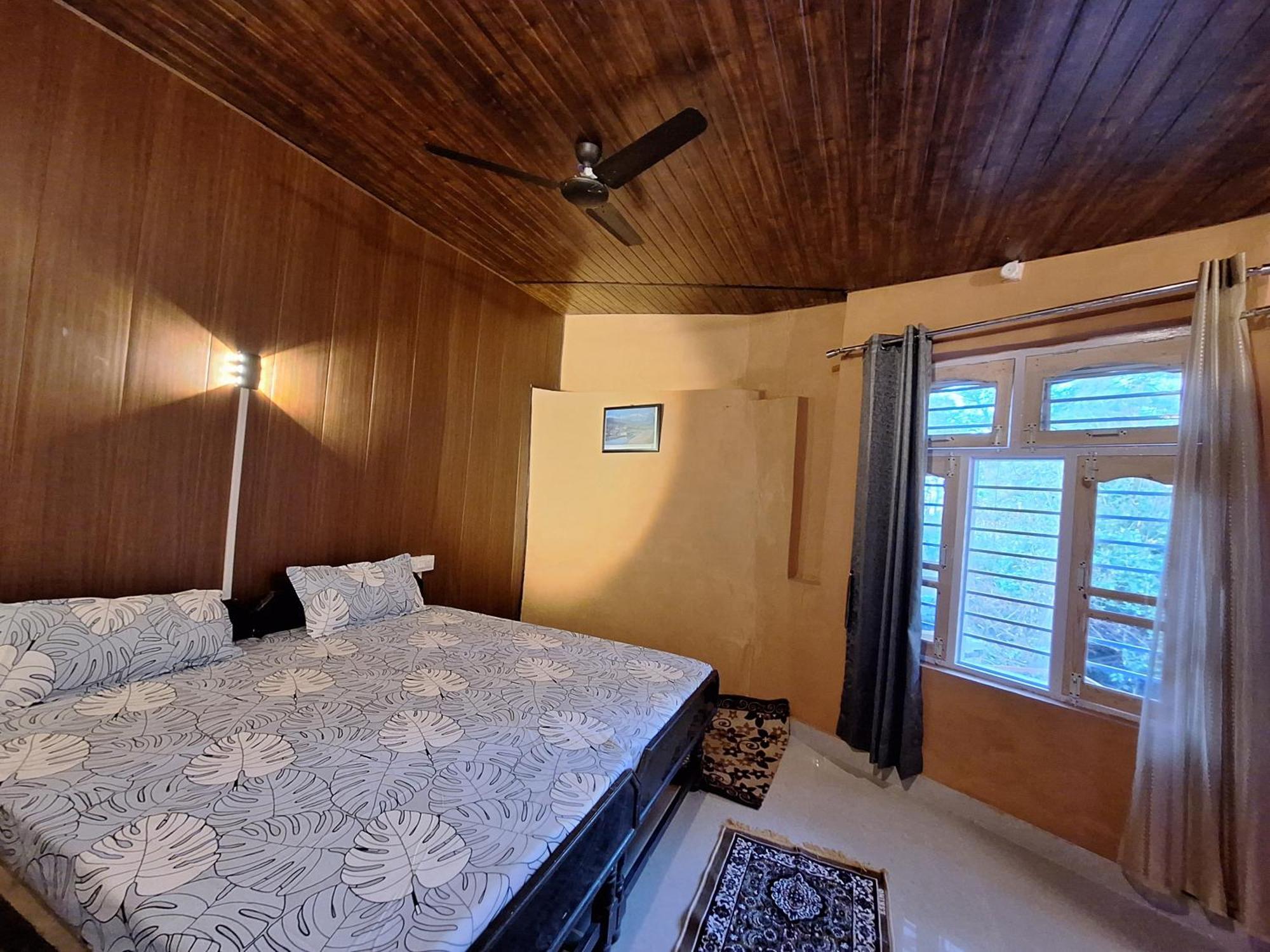 Tathastu Bir -Homestay ,Dorm,Hostel Esterno foto