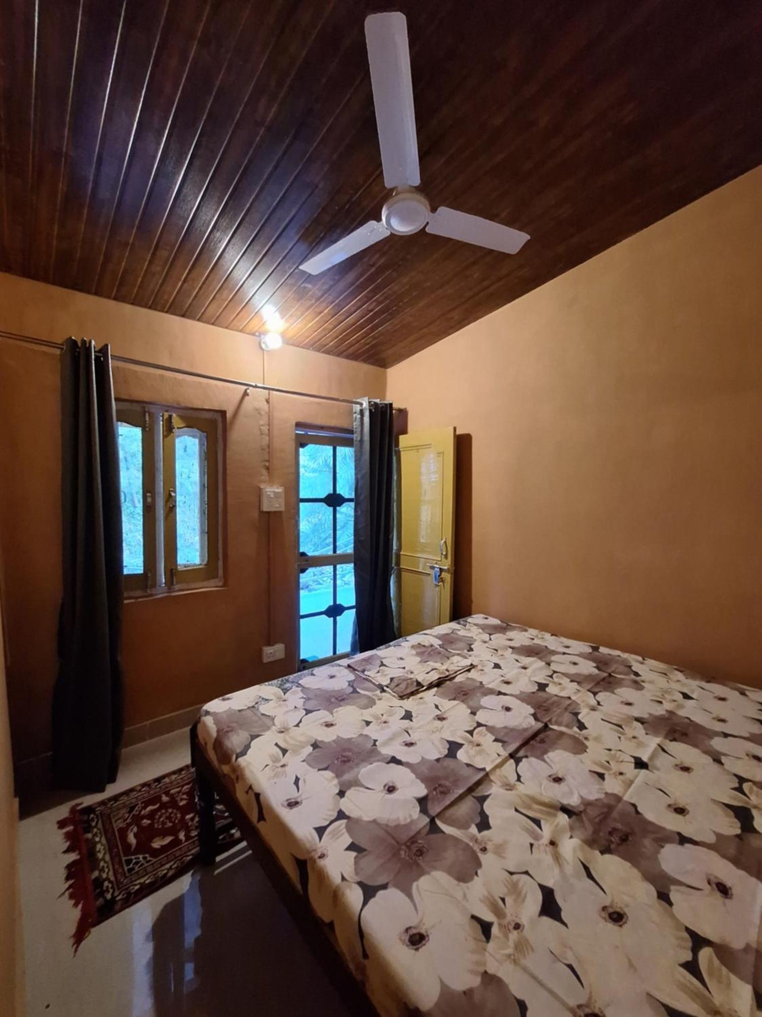 Tathastu Bir -Homestay ,Dorm,Hostel Esterno foto