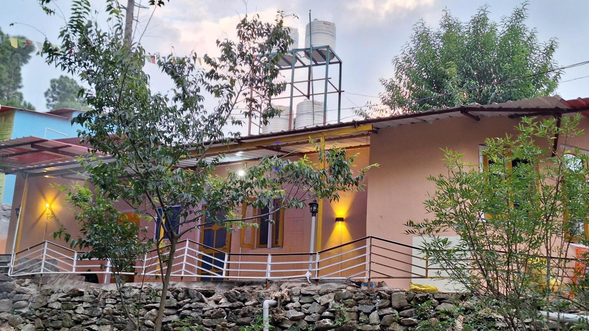 Tathastu Bir -Homestay ,Dorm,Hostel Esterno foto