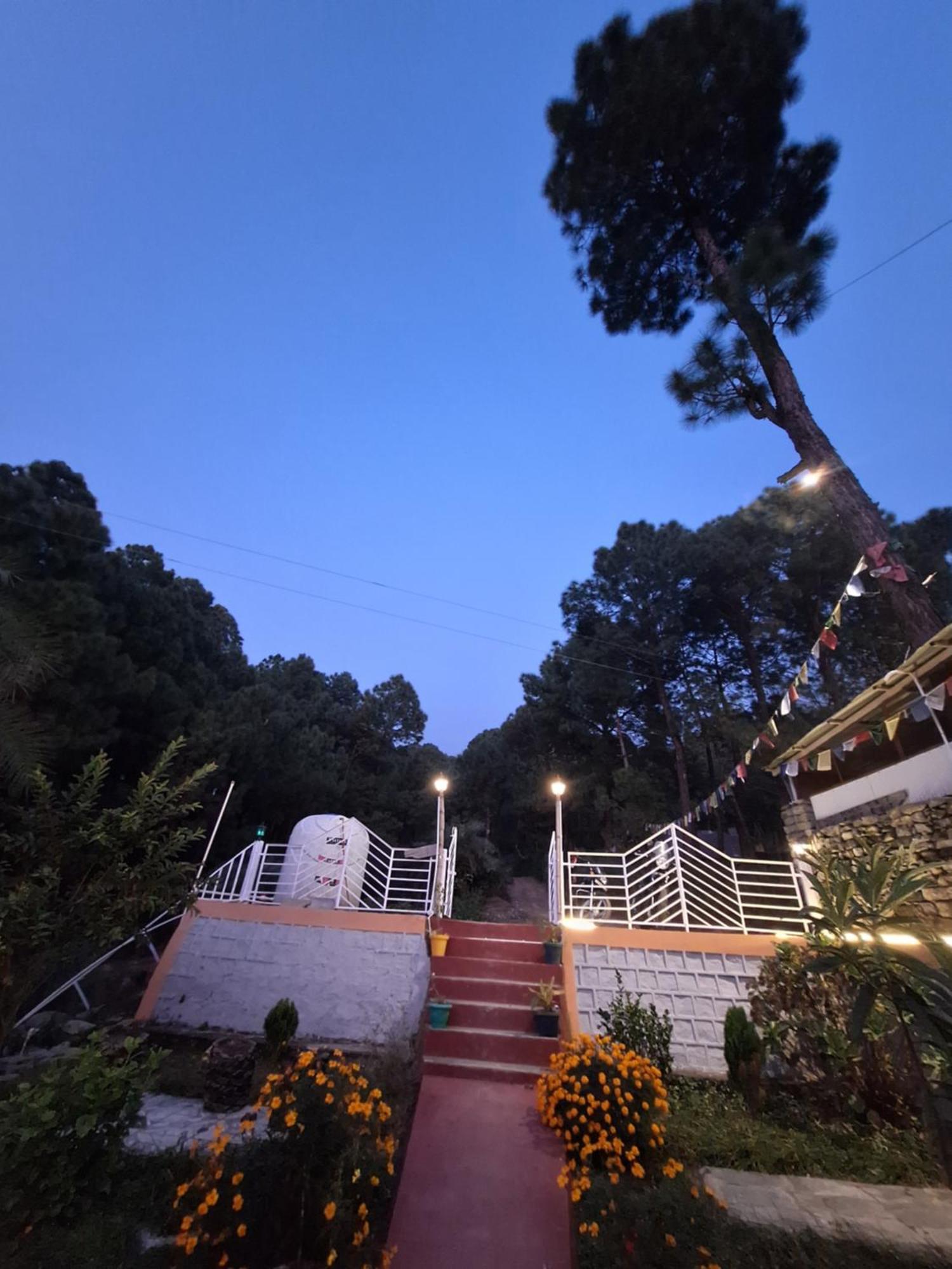 Tathastu Bir -Homestay ,Dorm,Hostel Esterno foto